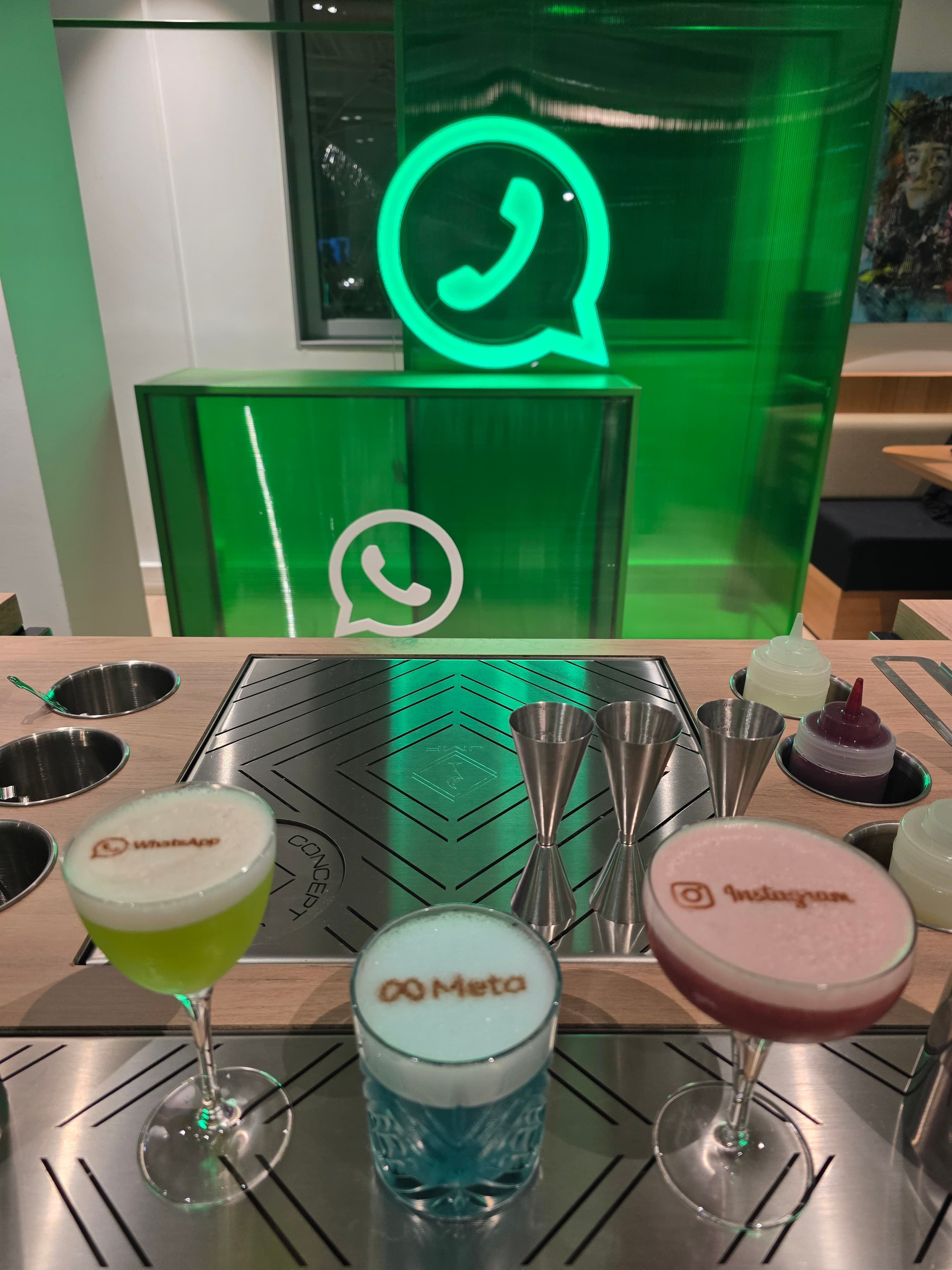 Impression alimentaire sur mousse de cocktail — technologie EVEBOT